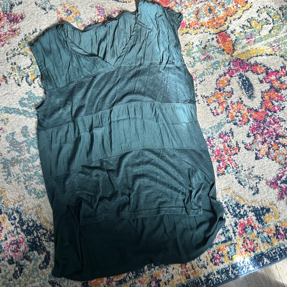 Emerald Cap Sleeve Banana Republic Blouse With High Low Hem